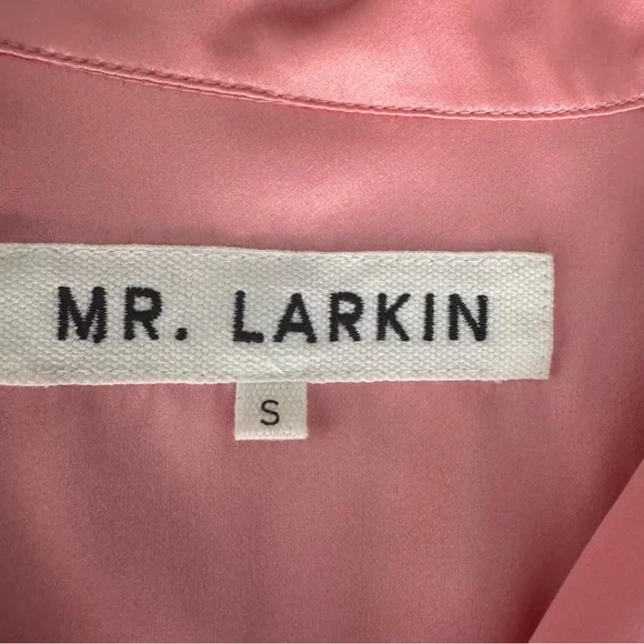 Mr.‎ Larkin Pink long sleeve 100% silk with pearls - Picture 5 of 9